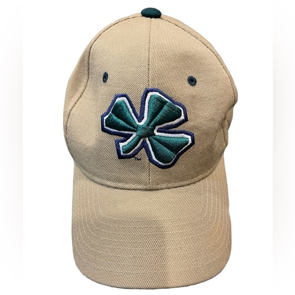💚Notre Dame Fighting Irish baseball cap size 6 7/8. Zephyr brand. MINT - Picture 1 of 4